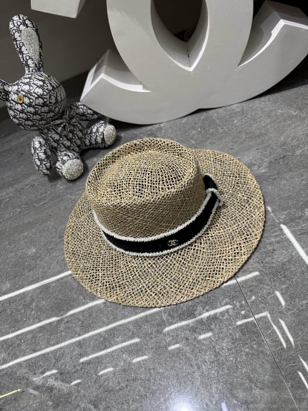 Chanel top hat dx222